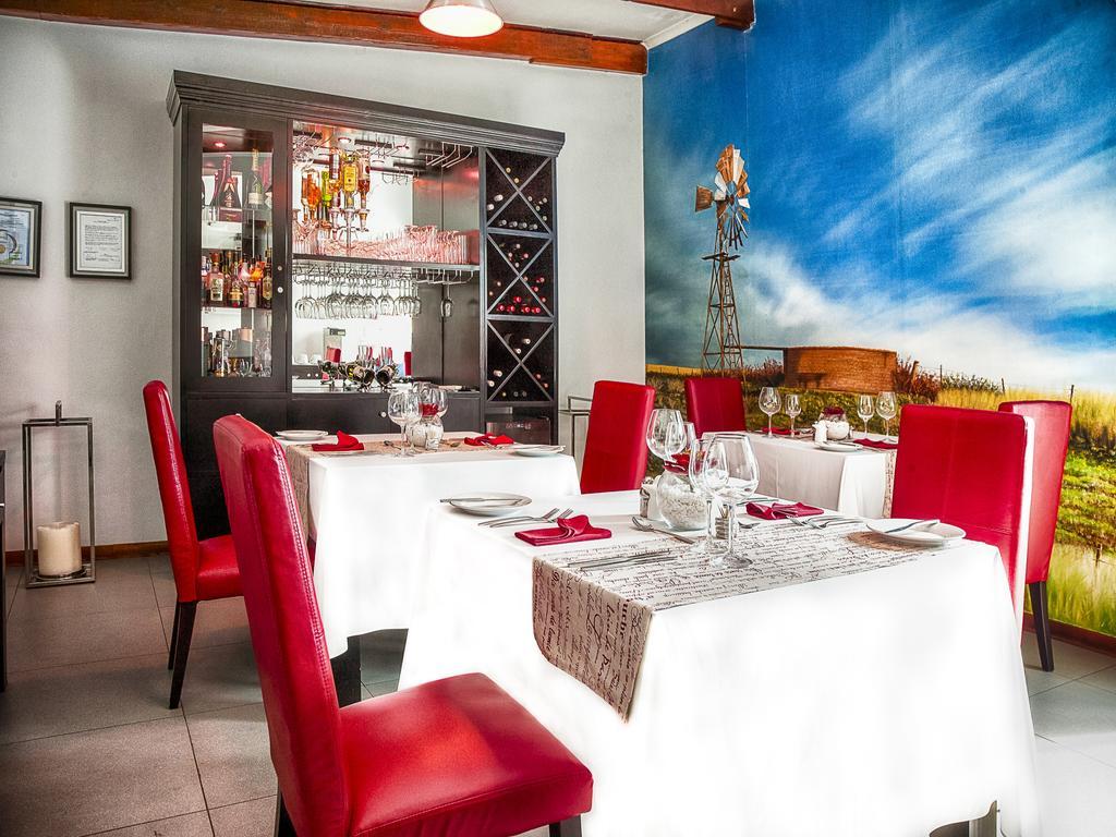 Yalla Yalla Boutique Hotel Witbank Esterno foto