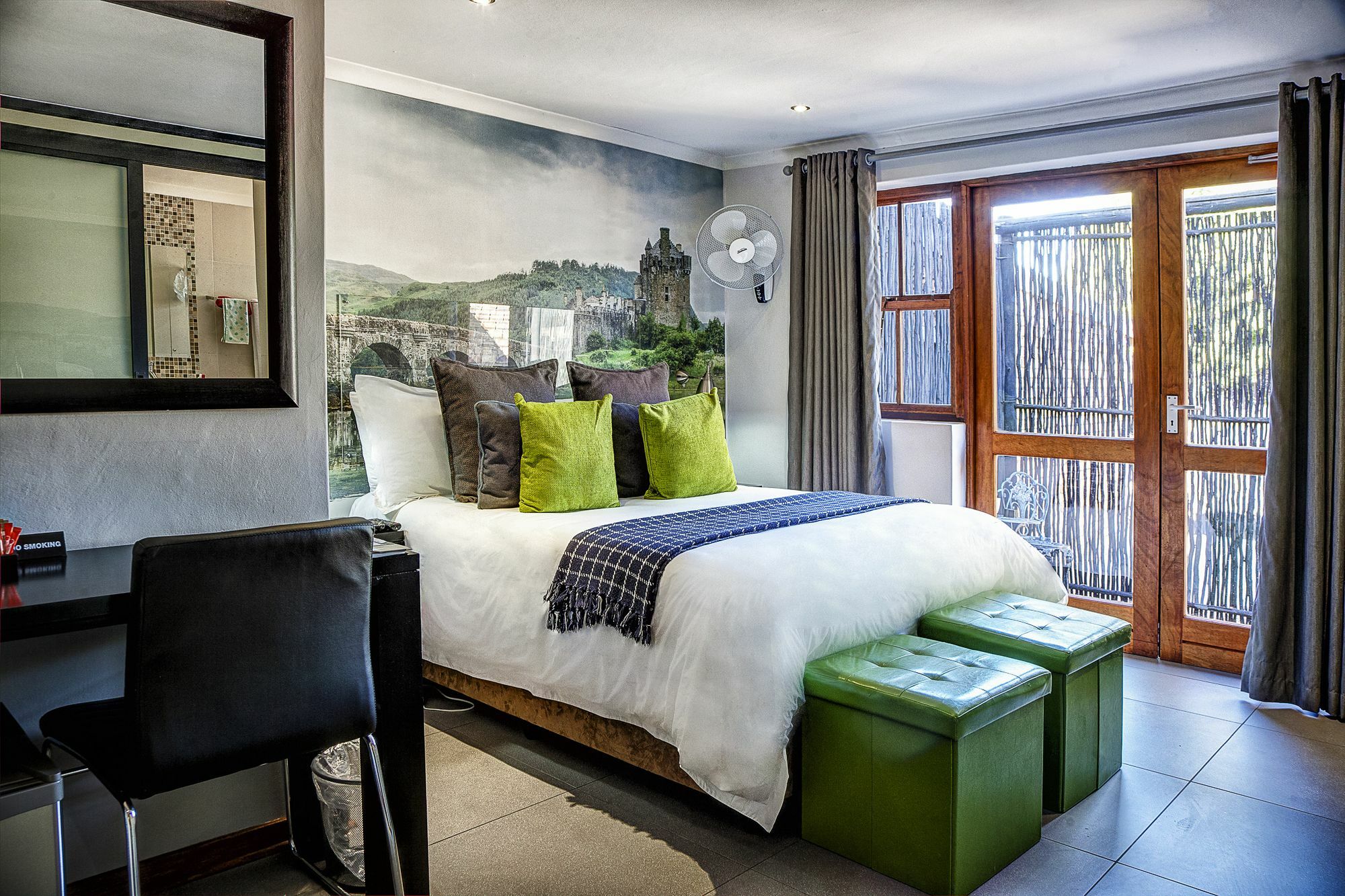 Yalla Yalla Boutique Hotel Witbank Esterno foto